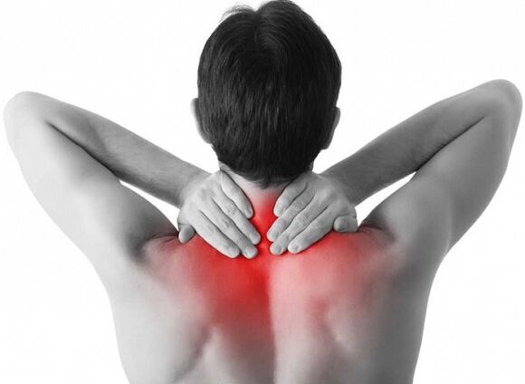 bolest krku může být příčinou osteochondrózy