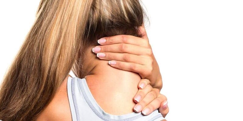 bolest krku u dívky s osteochondrózou